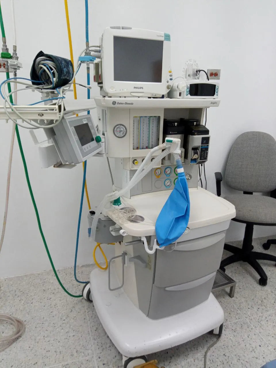 Mantenimiento preventivo a maquina de anestesia y reemplazo de  refacciones programadas